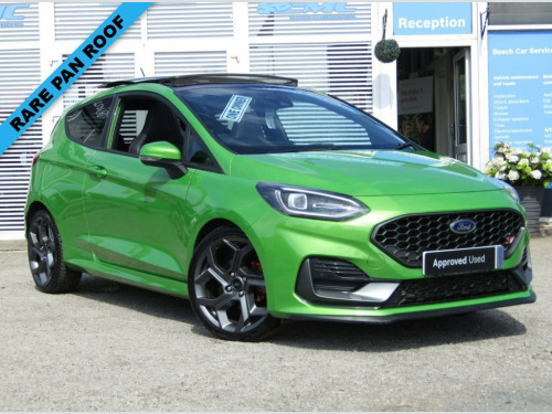 Ford Fiesta  1.5T EcoBoost ST-3 Hatchback 3dr Petrol Manual Eur