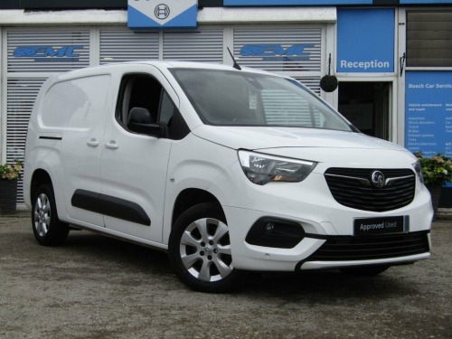 Vauxhall Combo  1.5 Turbo D 2300 Elite Panel Van 4dr Diesel Manual