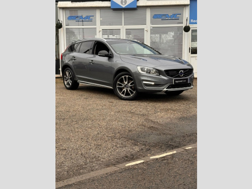 Volvo V60  2.4 D4 Lux Nav Estate 5dr Diesel Auto AWD Euro 6 ( 