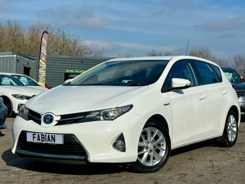 Toyota Auris  1.8 VVT-h Icon Automatic 5dr Petrol Hybrid CVT  *1