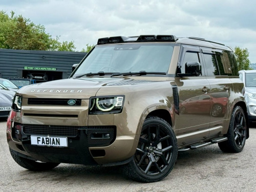 Land Rover Defender  3.0 D300 MHEV SE SUV 5dr Diesel Auto 4WD Euro 6 (3
