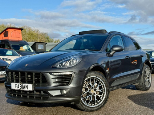 Porsche Macan  2.0T SUV 5dr Petrol PDK 4WD **Pan Roof - Reverse C 
