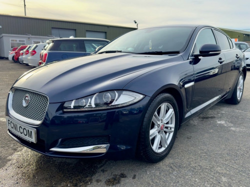 Jaguar XF  2.2d Luxury Saloon 4dr Diesel Auto Euro 5 (s/s) (1