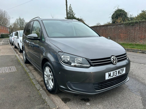 Volkswagen Touran  1.6 SE TDI DSG 5d 106 BHP