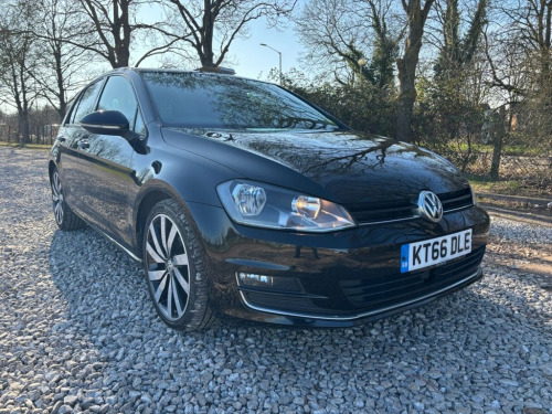 Volkswagen Golf  2.0 TDI BlueMotion Tech GT Edition Hatchback 5dr D