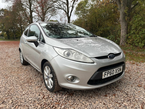 Ford Fiesta  1.25 Zetec Hatchback 3dr Petrol Manual (129 g/km, 