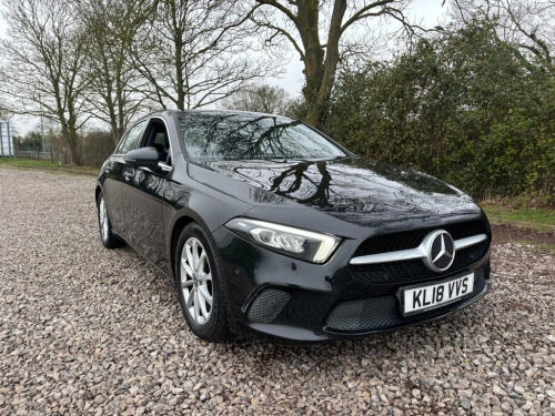Mercedes-Benz A-Class  1.5 A180d Sport (Executive) Hatchback 5dr Diesel 7 