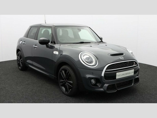 MINI Hatch  2.0 Cooper S Sport Hatchback 5dr Petrol Manual Eur