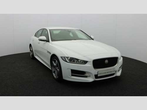 Jaguar XE  2.0i GPF R-Sport Saloon 4dr Petrol Auto Euro 6 (s/