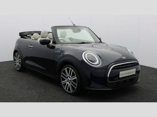 MINI Convertible  1.5 Cooper Exclusive Convertible 2dr Petrol Steptr