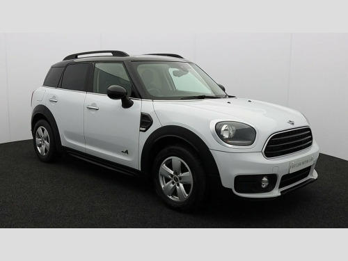 MINI Countryman  2.0 Cooper D SUV 5dr Diesel Manual ALL4 Euro 6 (s/ 