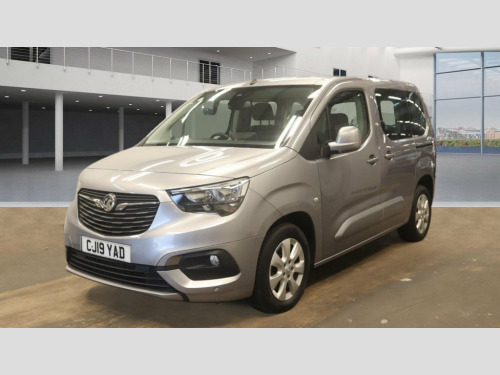 Vauxhall Combo  1.5 Turbo D BlueInjection Energy MPV 5dr Diesel Au