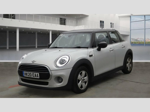 MINI Hatch  1.5 Cooper Classic Hatchback 5dr Petrol Manual Eur