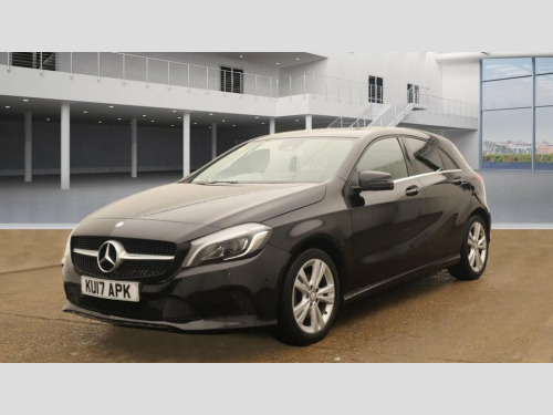 Mercedes-Benz A-Class  2.1 A200d Sport (Premium) Hatchback 5dr Diesel 7G-