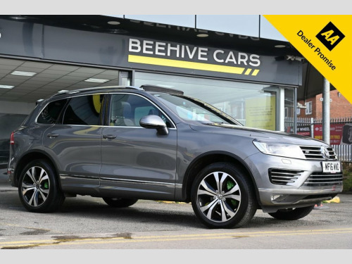 Volkswagen Touareg  3.0 TDI V6 BlueMotion Tech R-Line SUV 5dr Diesel T