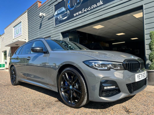 BMW 3 Series  2.0 330e 12kWh M Sport Pro Edition Touring 5dr Pet