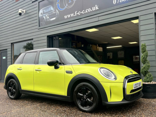 MINI Hatch  1.5 Cooper Classic Hatchback 5dr Petrol Steptronic