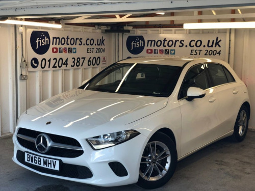 Mercedes-Benz A-Class  1.3 A 180 SE 5d 135 BHP PARKING SENSORS+CRUISE+AUX