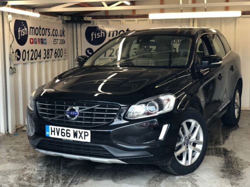 Volvo XC60  2.4 D5 SE LUX NAV AWD 5d 217 BHP+FSH+1 FORMER KEEP