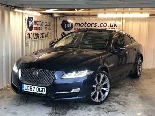 Jaguar XJ  3.0d V6 Premium Luxury Saloon 4dr Diesel Auto Euro