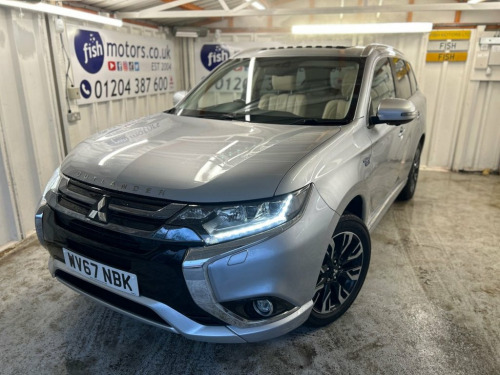 Mitsubishi Outlander  2.0h 12kWh 5h SUV 5dr Petrol Plug-in Hybrid CVT 4W