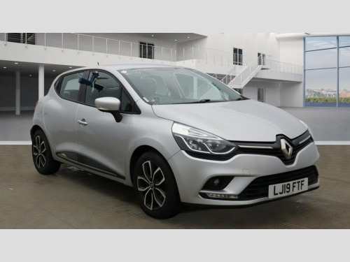 Renault Clio  1.5 dCi Play Hatchback 5dr Diesel Manual Euro 6 (s