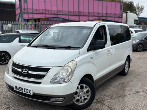 Hyundai i800  2.5 CRDi Style MPV 5dr Diesel Manual Euro 4 (168 b