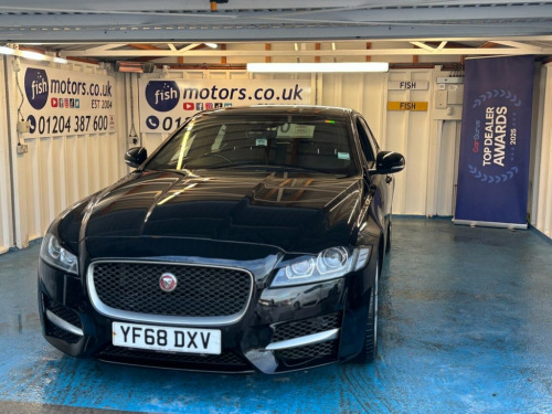 Jaguar XF  2.0i R-Sport GPF Saloon 4dr Petrol Auto Euro 6 (s/ 