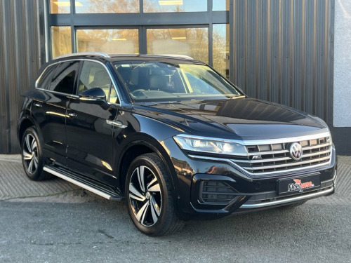 Volkswagen Touareg  3.0 TDI V6 R-Line Tech SUV 5dr Diesel Tiptronic 4M