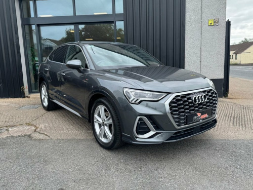 Audi Q3  1.5 TFSI CoD 35 S line Sportback 5dr Petrol S Tron