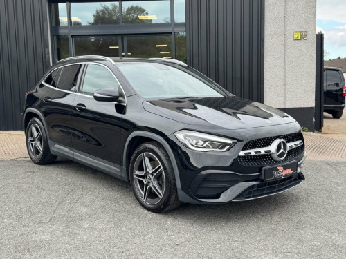 Mercedes-Benz GLA-Class  2.0 GLA200d AMG Line (Executive) SUV 5dr Diesel 8G