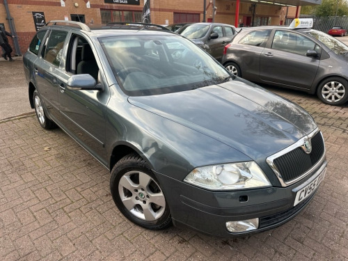 Skoda Octavia  1.9 TDI Estate 5dr Diesel Manual 4WD Euro 4 (105 b