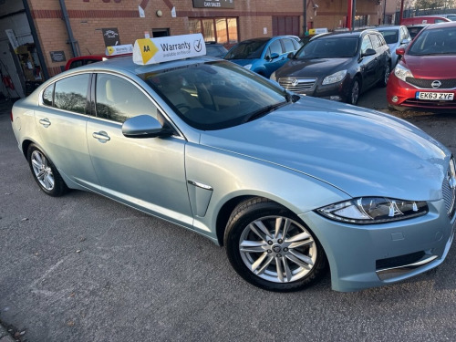 Jaguar XF  2.2d Luxury Saloon 4dr Diesel Auto Euro 5 (s/s) (2