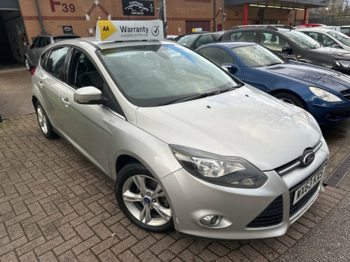 Ford Focus  1.6 TDCi ECOnetic Zetec Hatchback 5dr Diesel Manua