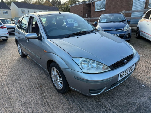 Ford Focus  1.6 LX 5d 99 BHP