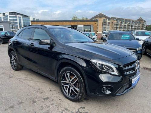 Mercedes-Benz GLA-Class GLA180 1.6 GLA180 Urban Edition SUV 5dr Petrol Manual Eur