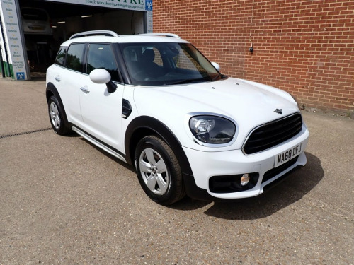 MINI Countryman  1.5 GPF Cooper SUV 5dr Petrol Manual Euro 6 (s/s) 