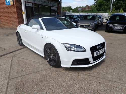 Audi TT  2.0 TDI Black Edition Roadster 2dr Diesel Manual q