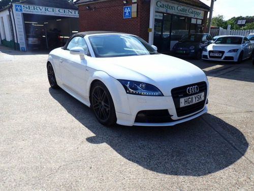 Audi TT  2.0 TDI Black Edition Roadster 2dr Diesel Manual q