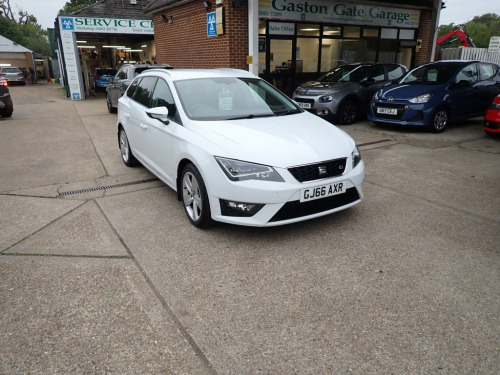 SEAT Leon  2.0 TDI FR Sport Tourer 5dr Diesel Manual Euro 6 (