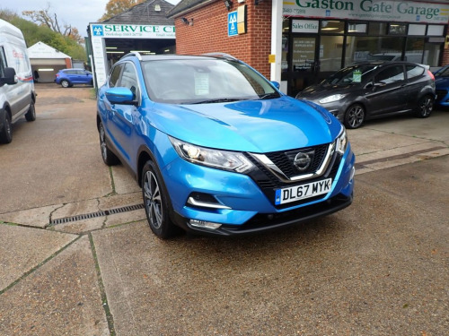 Nissan Qashqai  1.5 dCi N-Connecta SUV 5dr Diesel Manual Euro 6 (s 