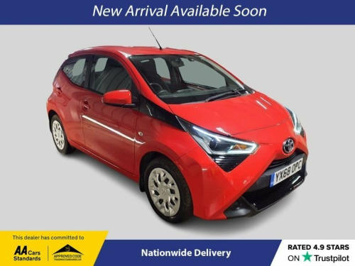 Toyota AYGO  1.0 VVT-i x-play Hatchback 5dr Petrol Manual Euro 
