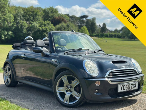 MINI Convertible  1.6 Cooper S Convertible 2dr Petrol Steptronic Eur