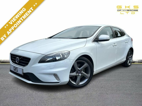 Volvo V40  2.0 D2 R-Design Hatchback 5dr Diesel Manual Euro 6