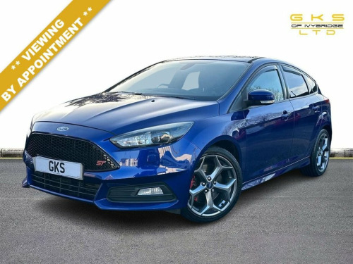 Ford Focus  2.0T EcoBoost ST-3 Hatchback 5dr Petrol Manual Eur