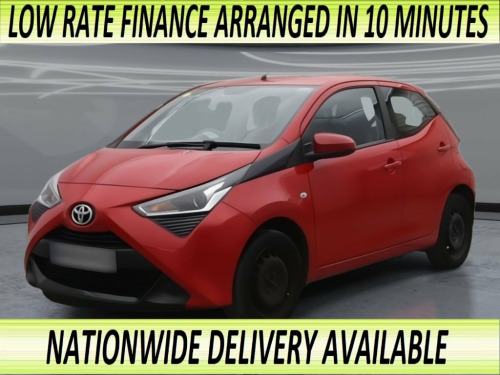 Toyota AYGO  1.0 VVT-i x-play Hatchback 5dr Petrol Manual Euro 