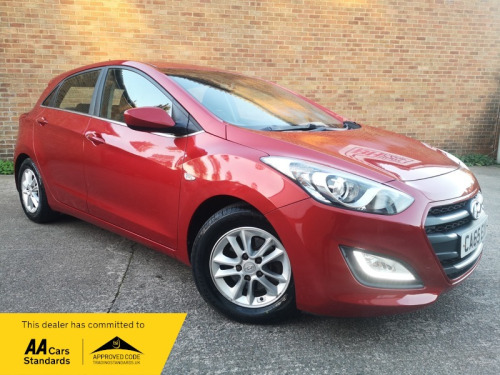 Hyundai i30  1.6 CRDi Blue Drive SE Hatchback 5dr Diesel Manual Euro 6 (s/s) (110 ps)