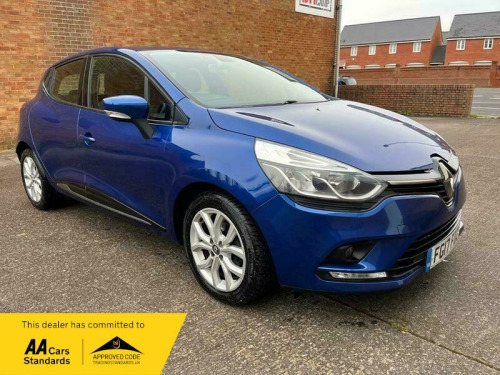 Renault Clio  0.9 TCe Dynamique Nav Hatchback 5dr Petrol Manual Euro 6 (s/s) (90 ps)