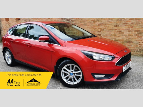 Ford Focus  1.0T EcoBoost Zetec Hatchback 5dr Petrol Manual Euro 6 (s/s) (125 ps)