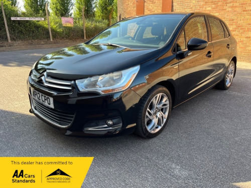 Citroen C4  1.6 HDi 16V Exclusive Hatchback 5dr Diesel Manual Euro 5 (110 ps)